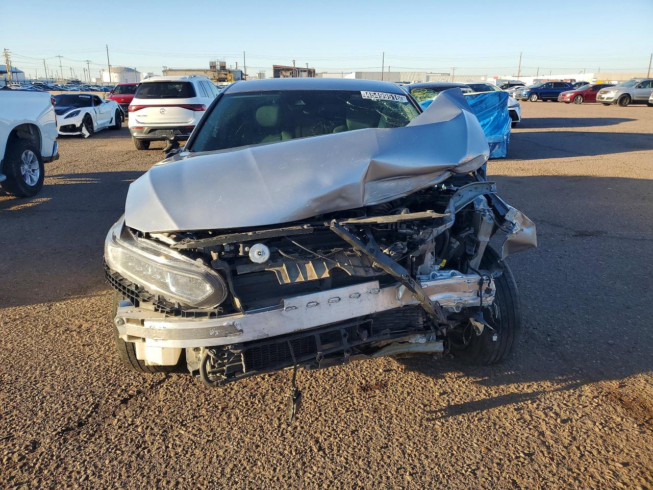 2019 Honda Accord Hybrid Silver vin: 1HGCV3F18KA010953