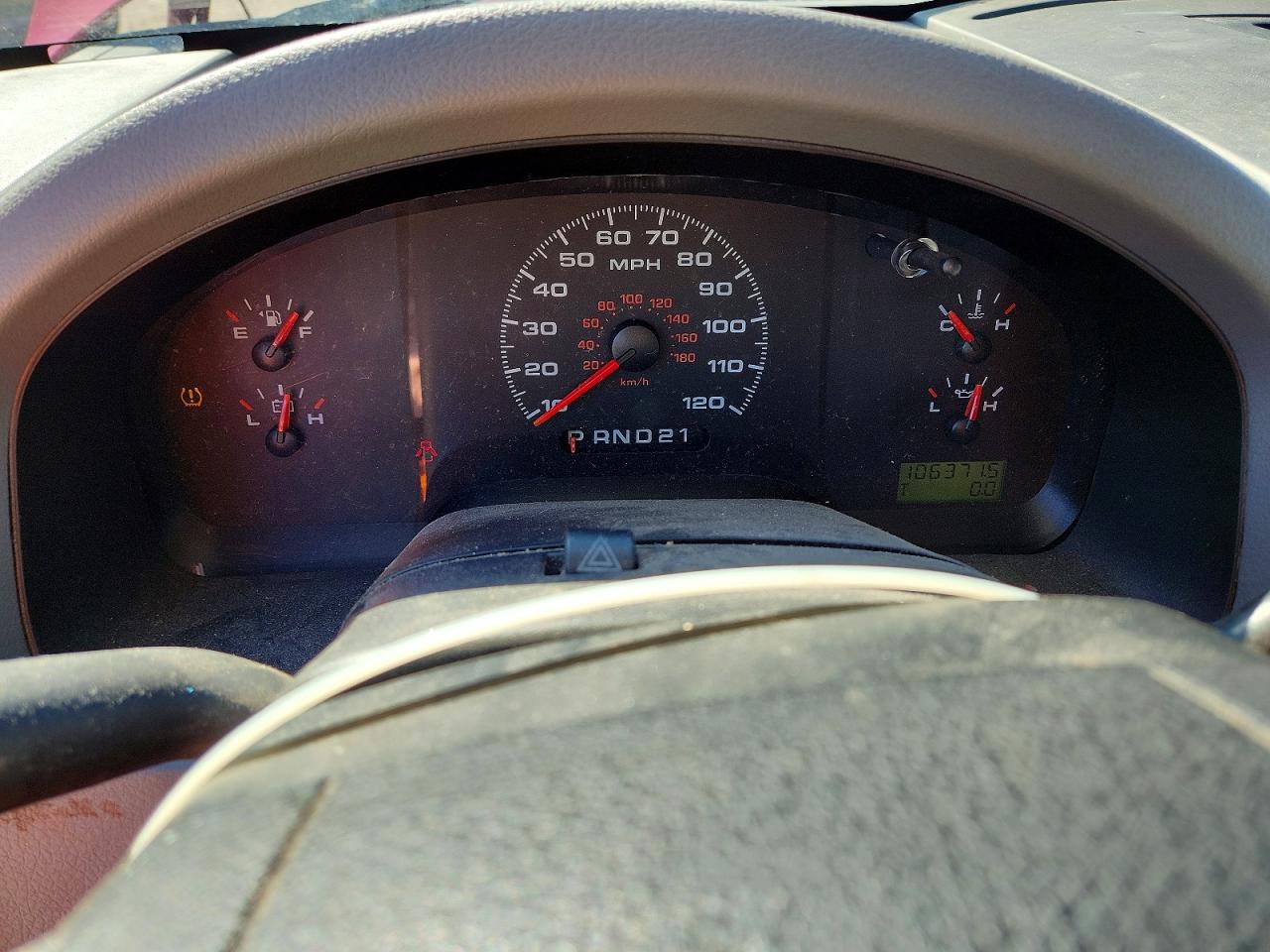 2007 Ford F150 Red vin: 1FTRF12207NA25536