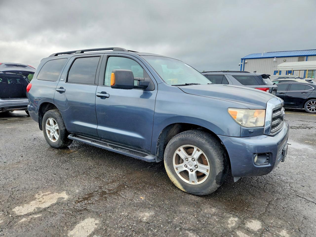 2008 Toyota Sequoia Sr5 Blue vin: 5TDBY64A68S013898