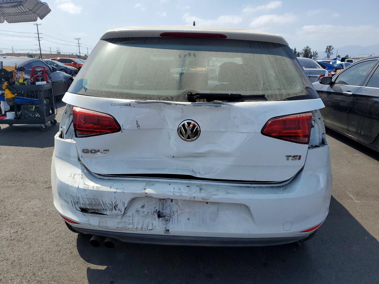 2015 Volkswagen Golf White vin: 3VW217AUXFM066137