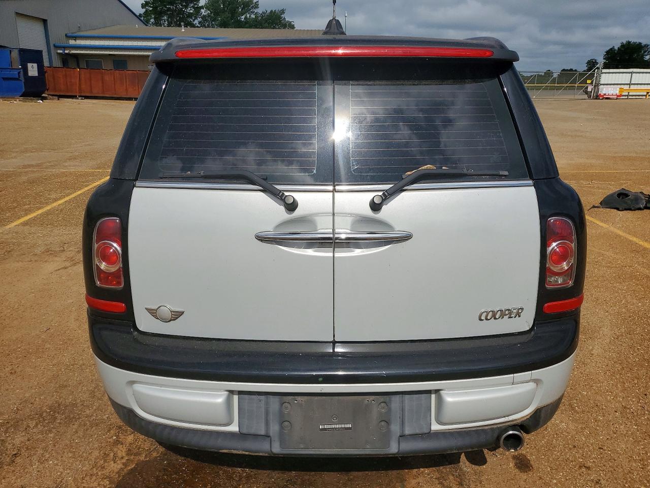 2014 Mini Cooper Clubman Silver vin: WMWZF3C51ET492913