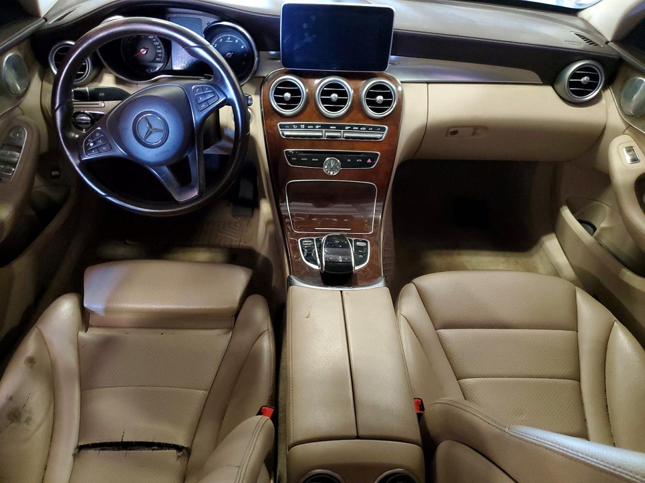 2015 Mercedes-benz C 300 4matic White vin: 55SWF4KB9FU009237