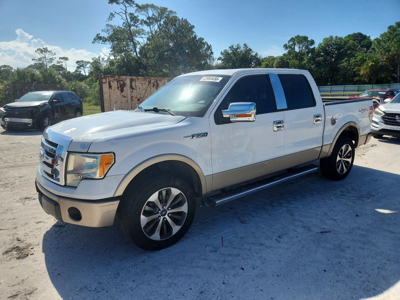 2011 Ford F150 Supercrew White vin: 1FTFW1EFXBFA55115