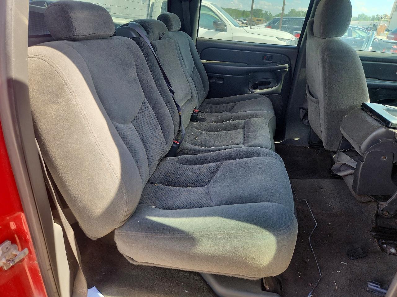 2005 Chevrolet Silverado K1500 Red vin: 2GCEK13T151208346