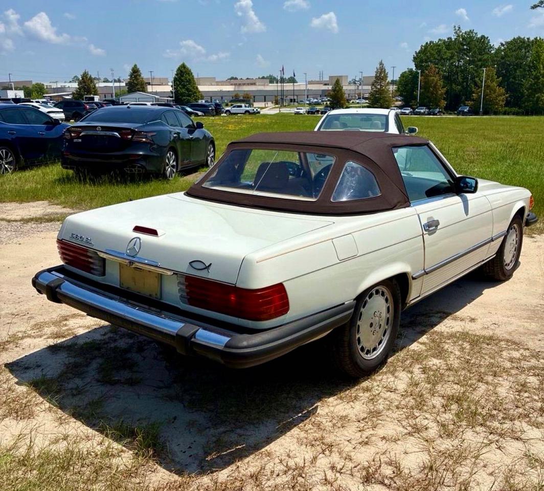 1988 Mercedes-benz 560 Sl White vin: WDBBA48D8JA090576