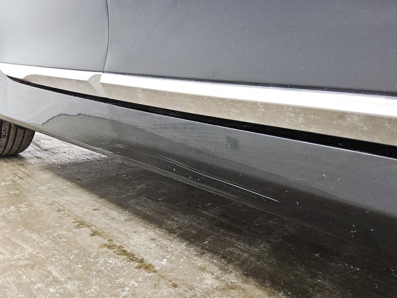 2015 Hyundai Sonata Hybrid Base Black vin: KMHEC4A48FA134792 Damage: Right Rocker Panel, Heavy Scratch, 1 To 2 Inches