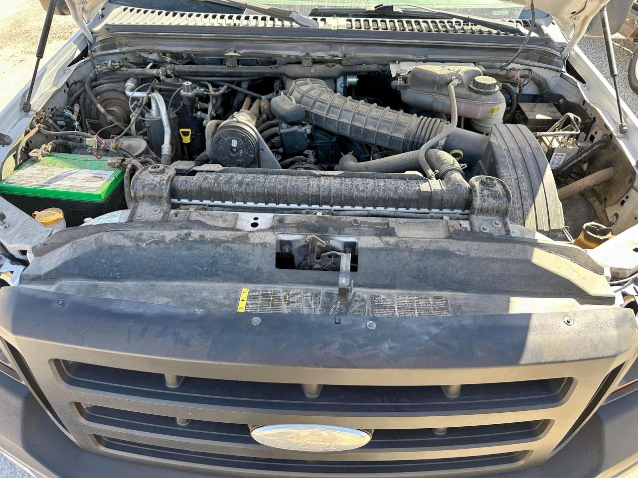 2006 Ford F450 Super Duty White vin: 1FDXF46Y36ED64938