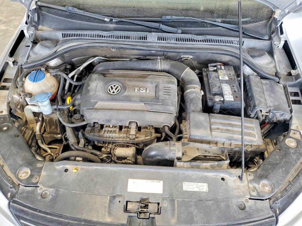 2014 Volkswagen Jetta Se Silver vin: 3VWD07AJXEM388244
