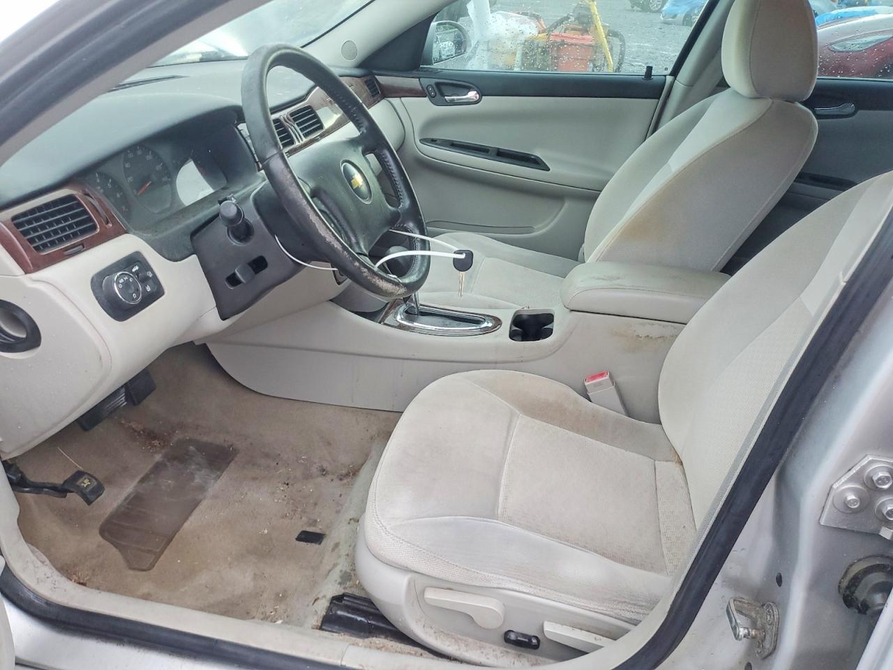 2011 Chevrolet Impala Ls Silver vin: 2G1WA5EK9B1165091