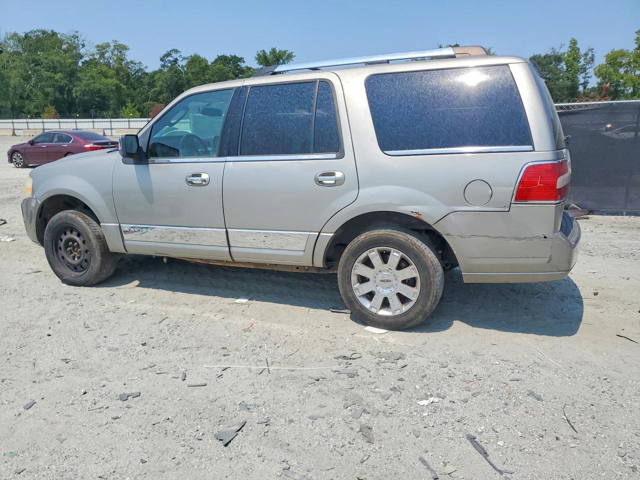 2008 Lincoln Navigator Silver vin: 5LMFU28548LJ06545