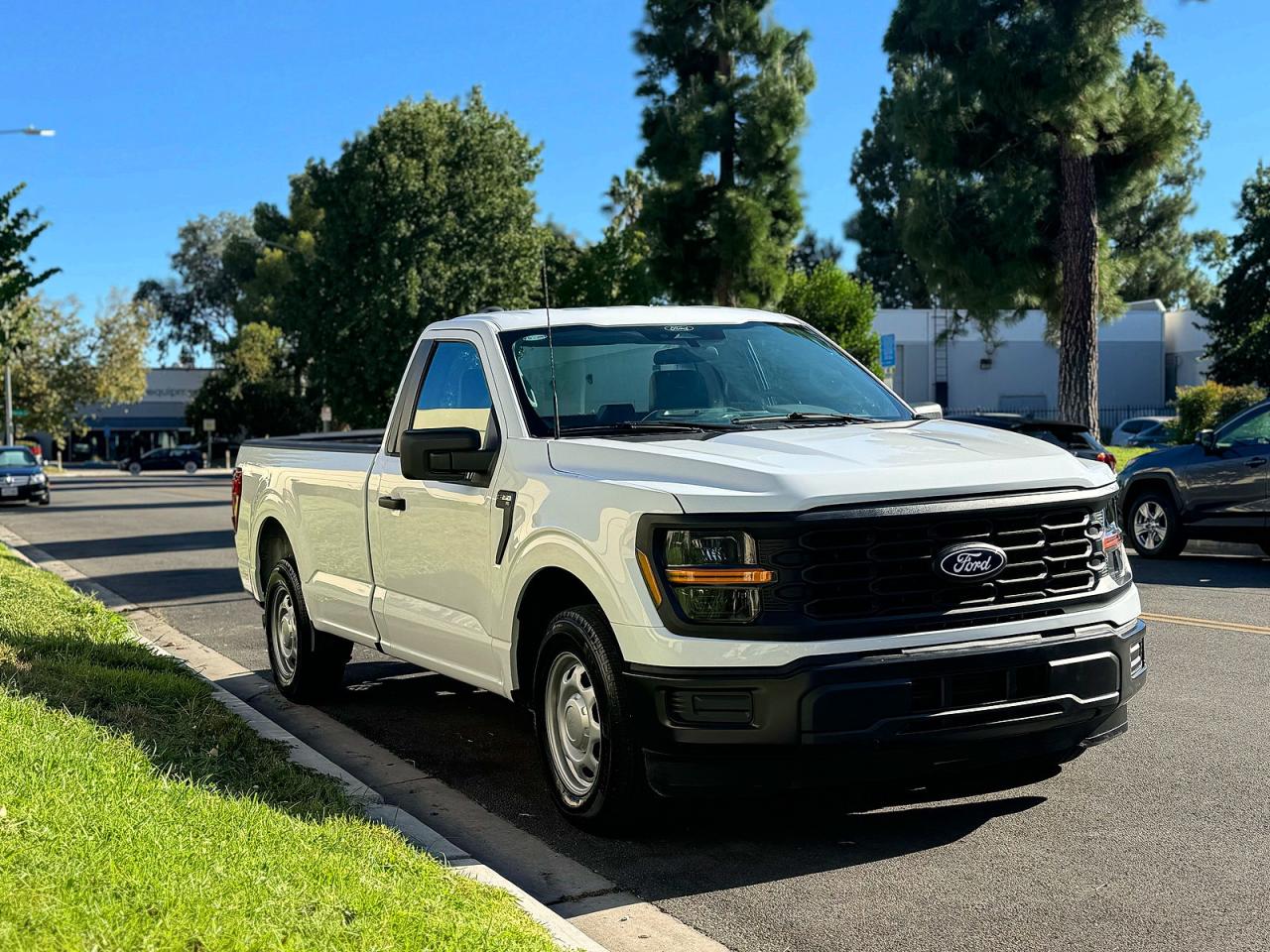 2025 Ford F150 Xl White vin: 1FTMF1KP5SKD58508