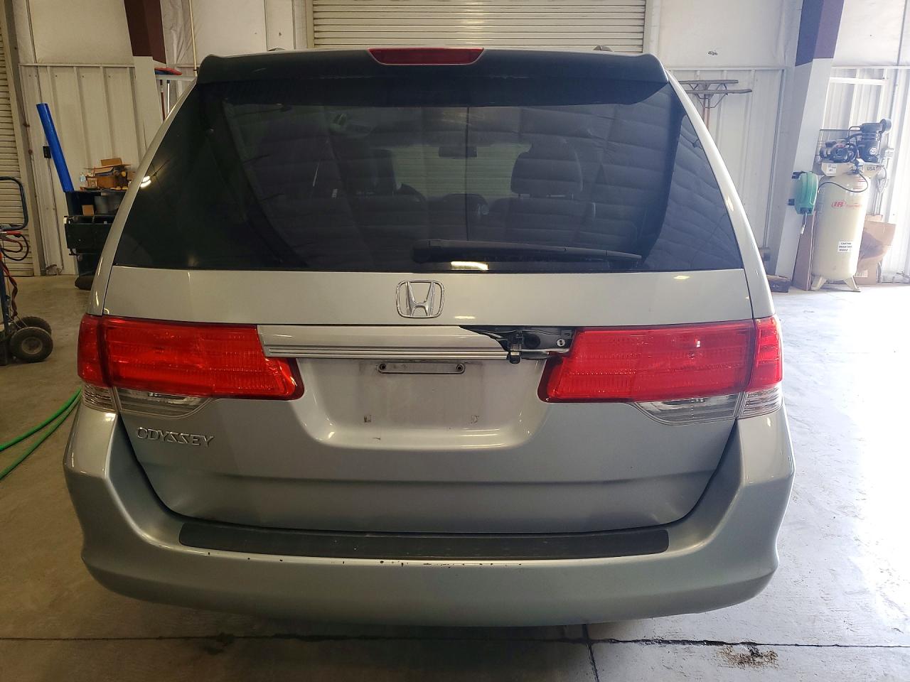 2009 Honda Odyssey Exl Silver vin: 5FNRL38729B021724