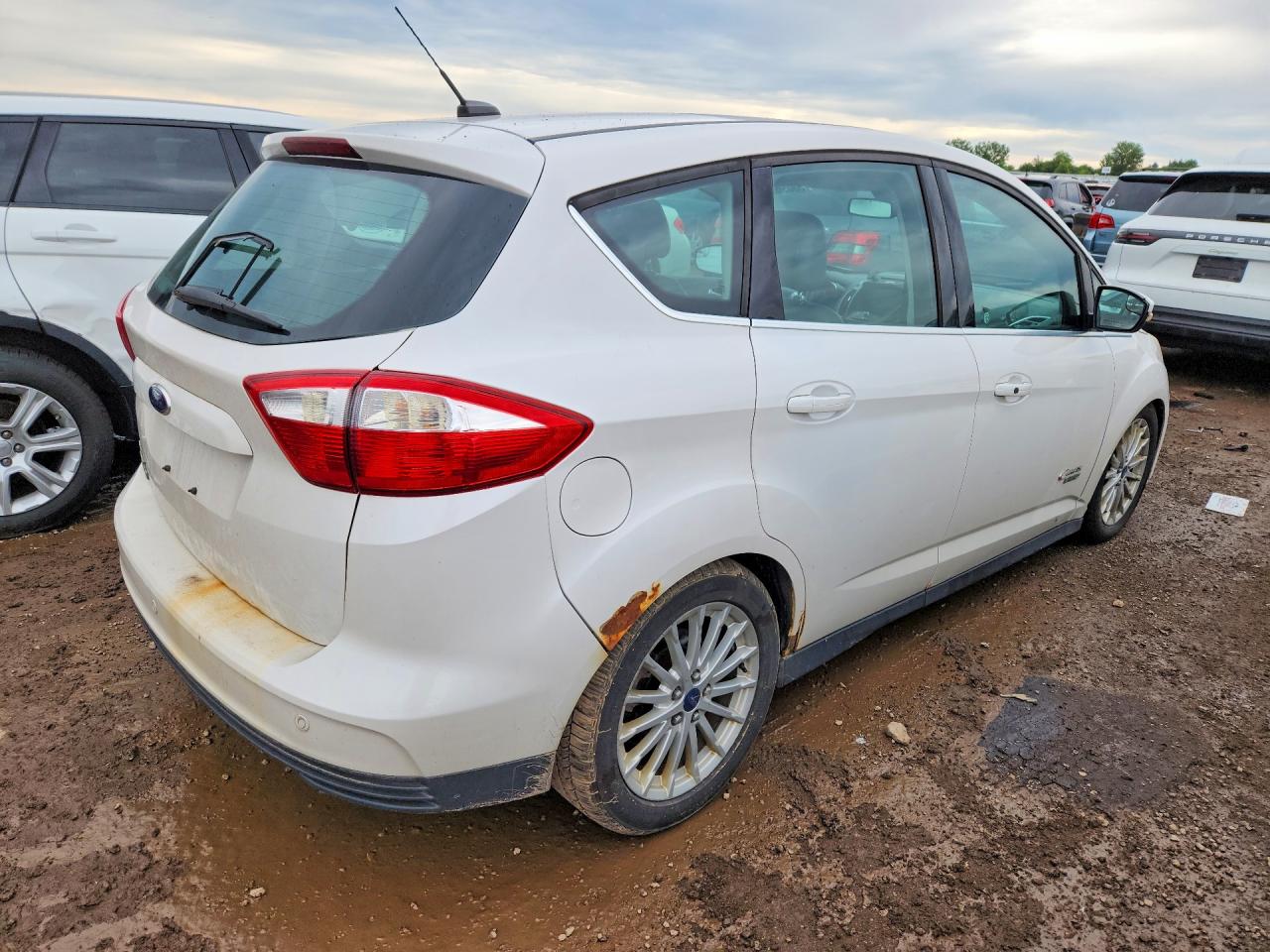 2013 Ford C-max Premium White vin: 1FADP5CU1DL556983