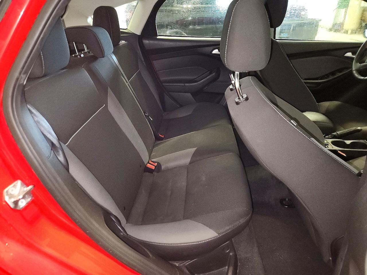 2012 Ford Focus Se Red vin: 1FAHP3K25CL309745