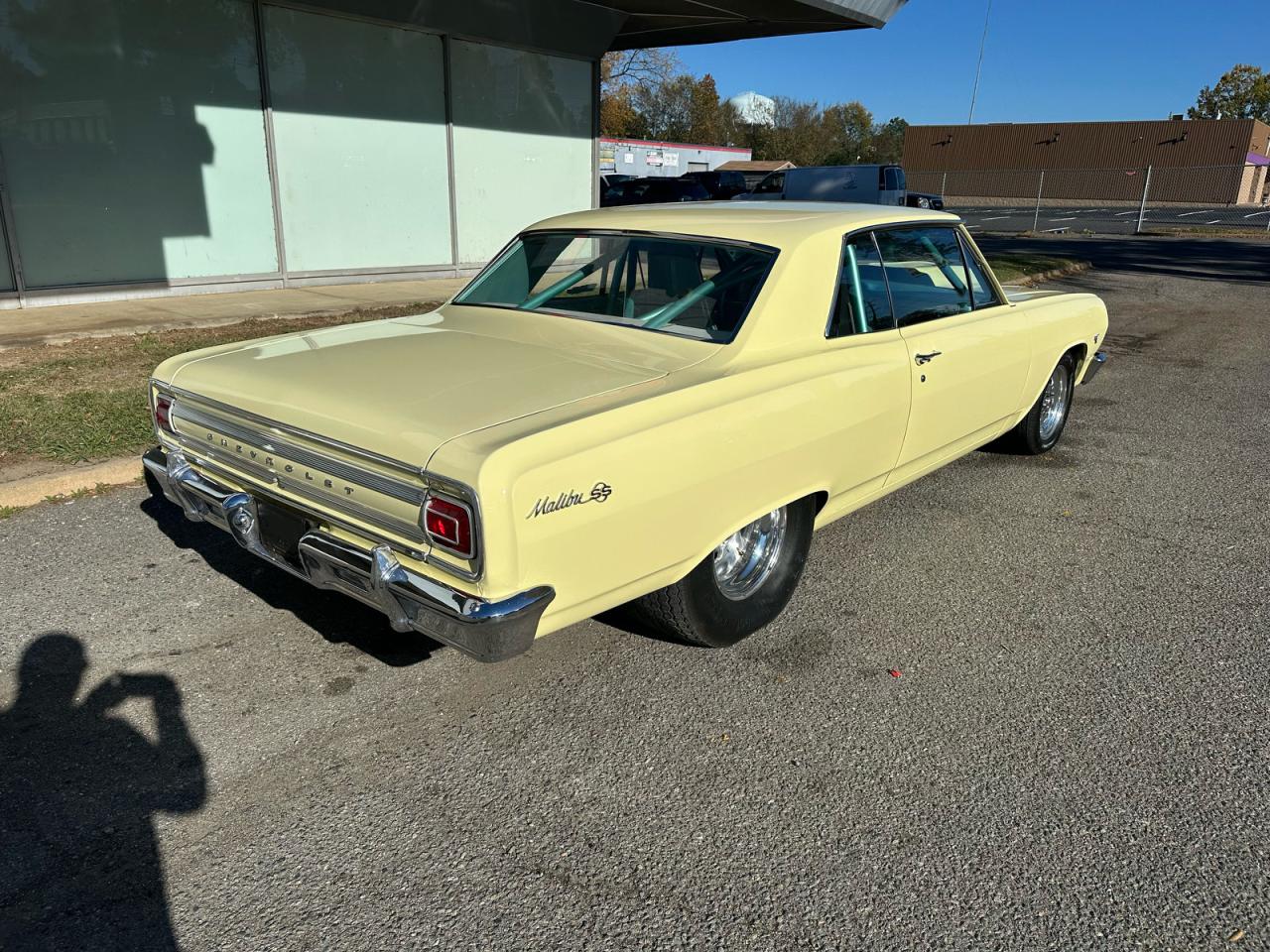 1965 Chevrolet Malibu Cream vin: 135375Z111469