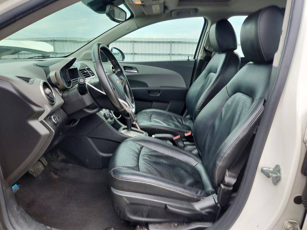 2014 Chevrolet Sonic Ltz White vin: 1G1JE6SB9E4193863