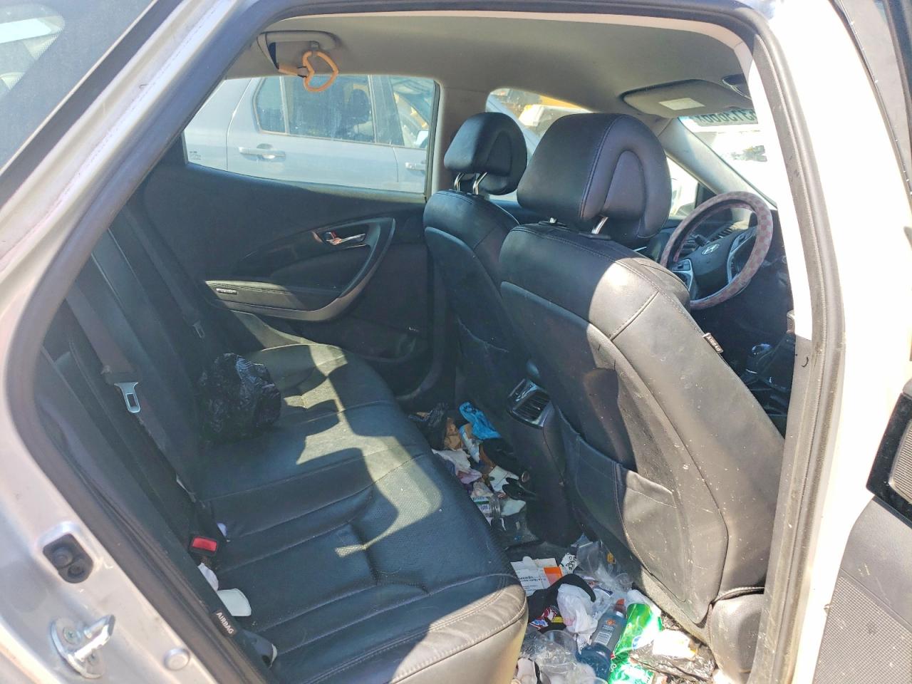 2015 Hyundai Azera Base Silver vin: KMHFG4JG4FA475092