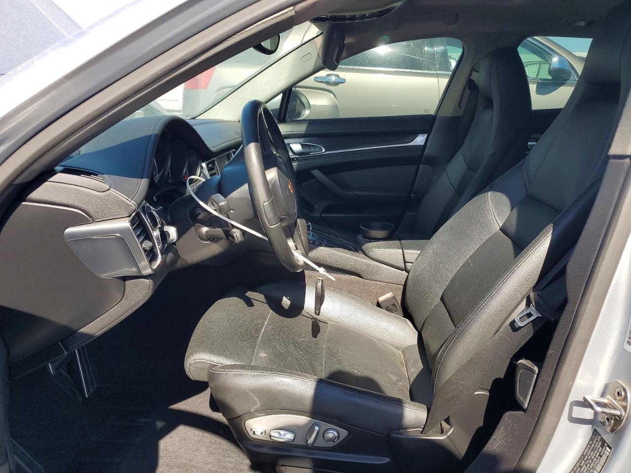 2014 Porsche Panamera S Серебряный vin: WP0AB2A77EL055945