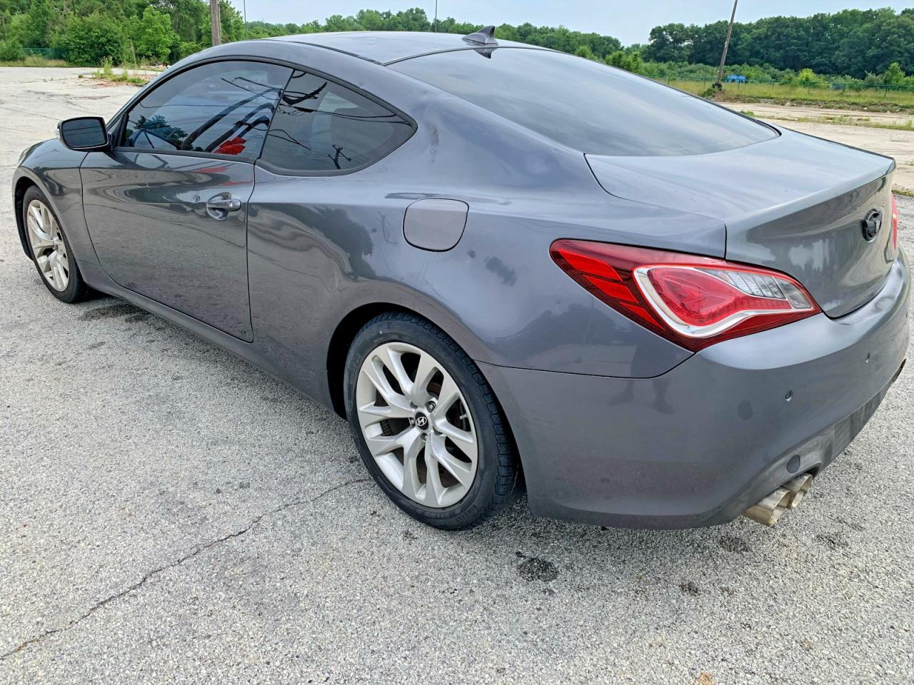 2014 Hyundai Genesis Coupe 3.8 Grand Touring Серый vin: KMHHU6KJ8EU120625