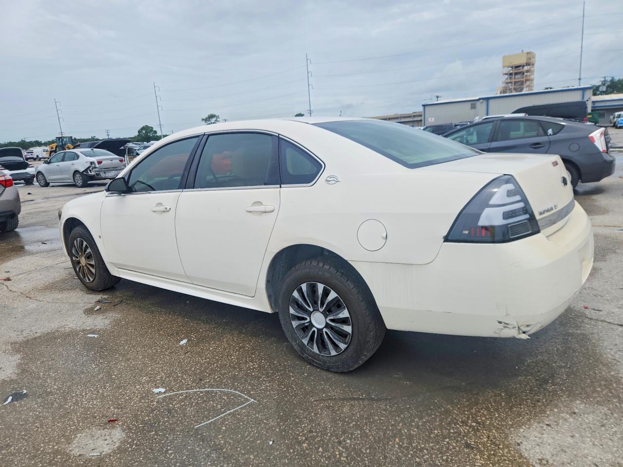 2009 Chevrolet Impala Ls Белый vin: 2G1WB57K391260928
