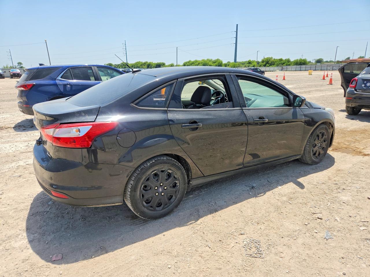 2012 Ford Focus Se Черный vin: 1FAHP3F23CL449156
