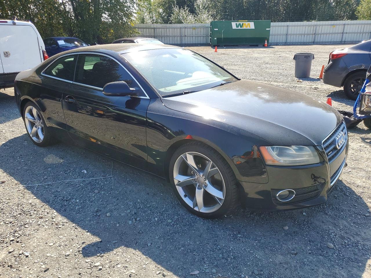 2011 Audi A5 Premium Plus Черный vin: WAULFAFRXBA081297