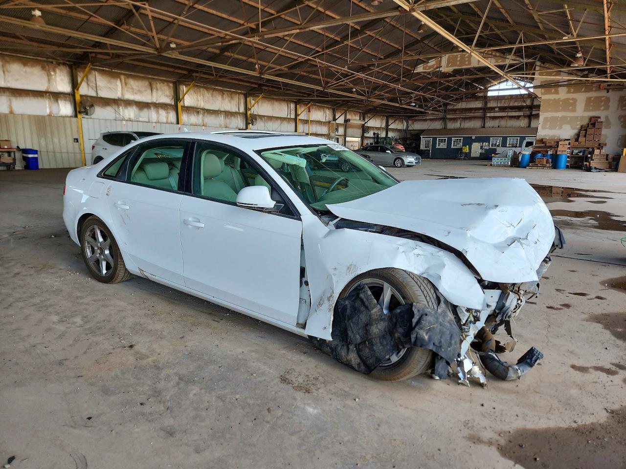 2009 Audi A4 2.0t Quattro Белый vin: WAULF78K29A135060