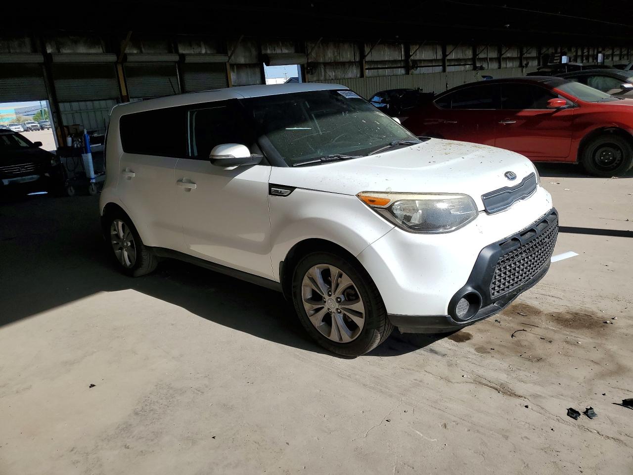 2014 Kia Soul + White vin: KNDJP3A56E7081032