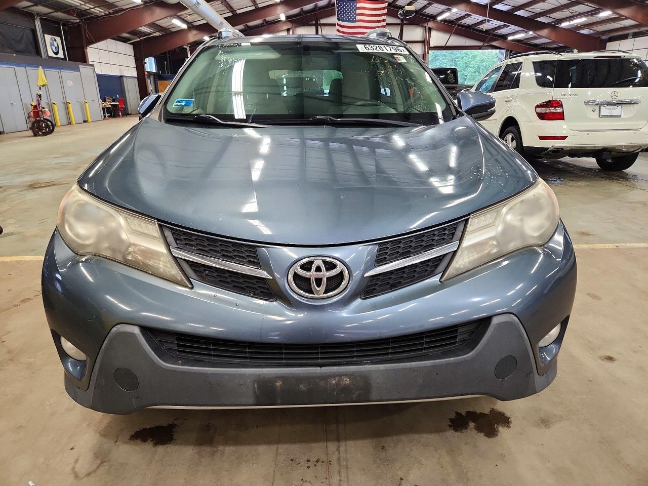 2013 Toyota Rav4 Xle Blue vin: JTMRFREV5DD038188