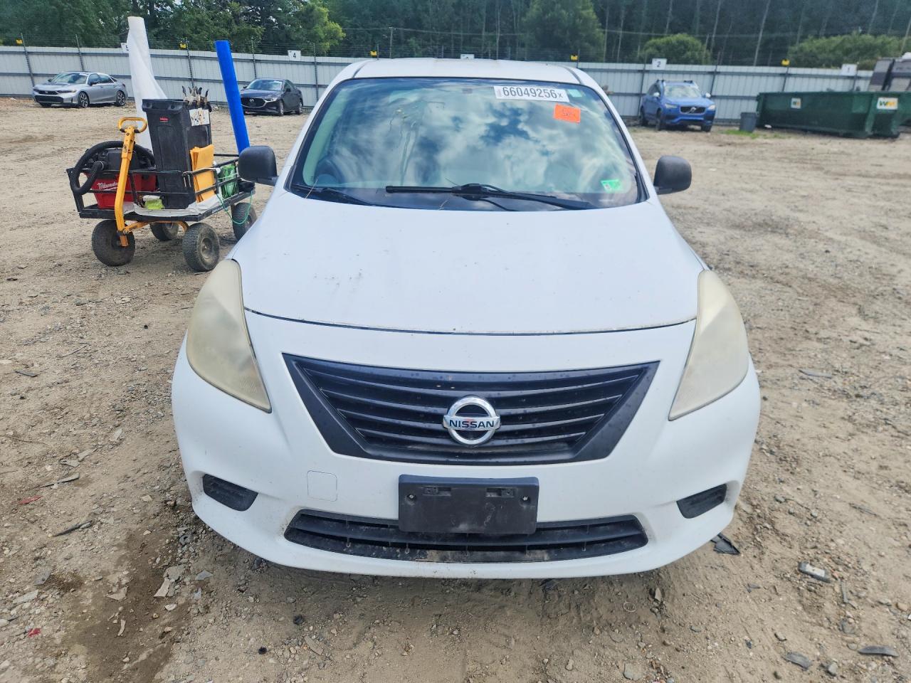 2014 Nissan Versa 1.6 S White vin: 3N1CN7AP6EL806294