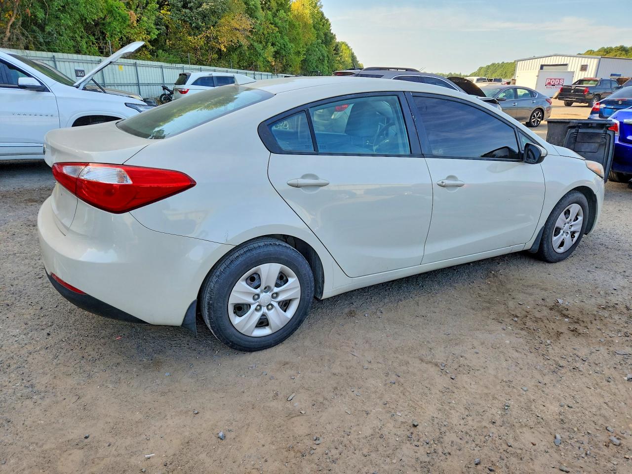 2015 Kia Forte Lx Белый vin: KNAFK4A61F5304509