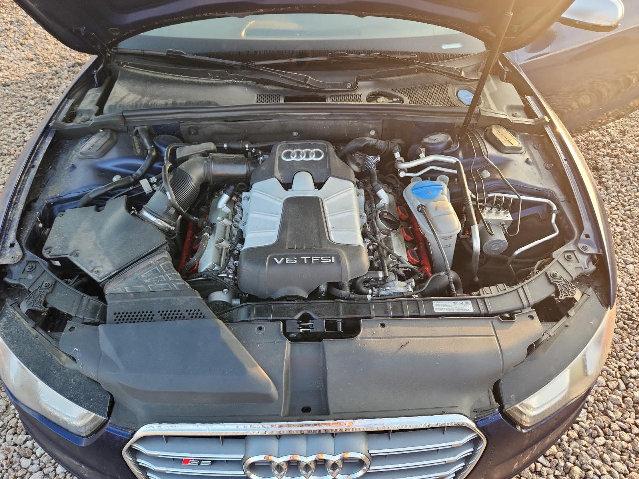 2013 Audi S5 Premium Plus Blue vin: WAUGGAFR4DA049558