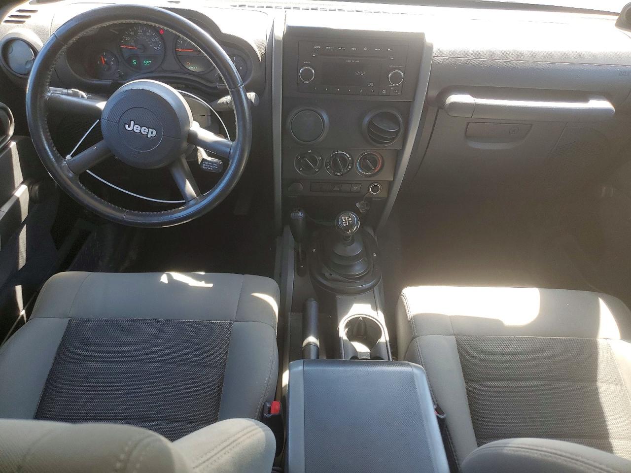 2009 Jeep Wrangler Unlimited X Black vin: 1J4GA391X9L705922