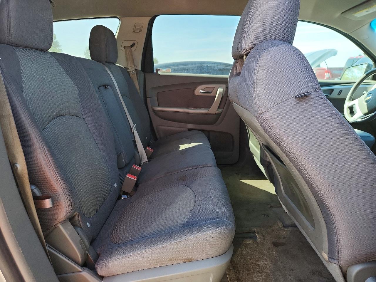 2012 Chevrolet Traverse Ls Gray vin: 1GNKRFEDXCJ418715