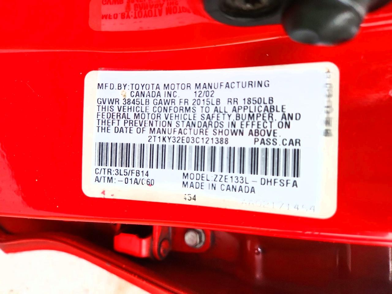 2003 Toyota Corolla Matrix Xrs Red vin: 2T1KY32E03C121388