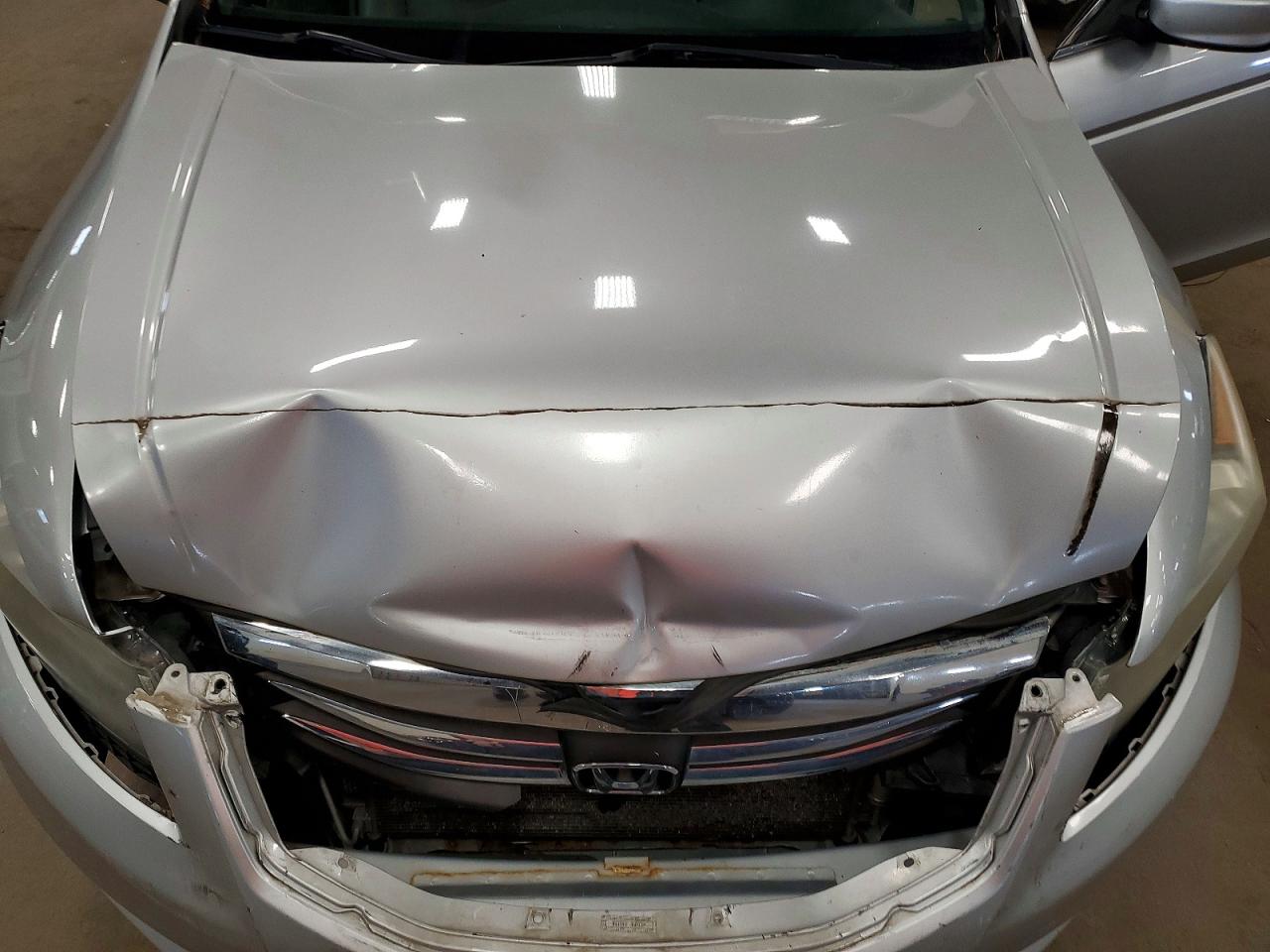 2011 Honda Accord Exl Silver vin: 1HGCP2F81BA097256