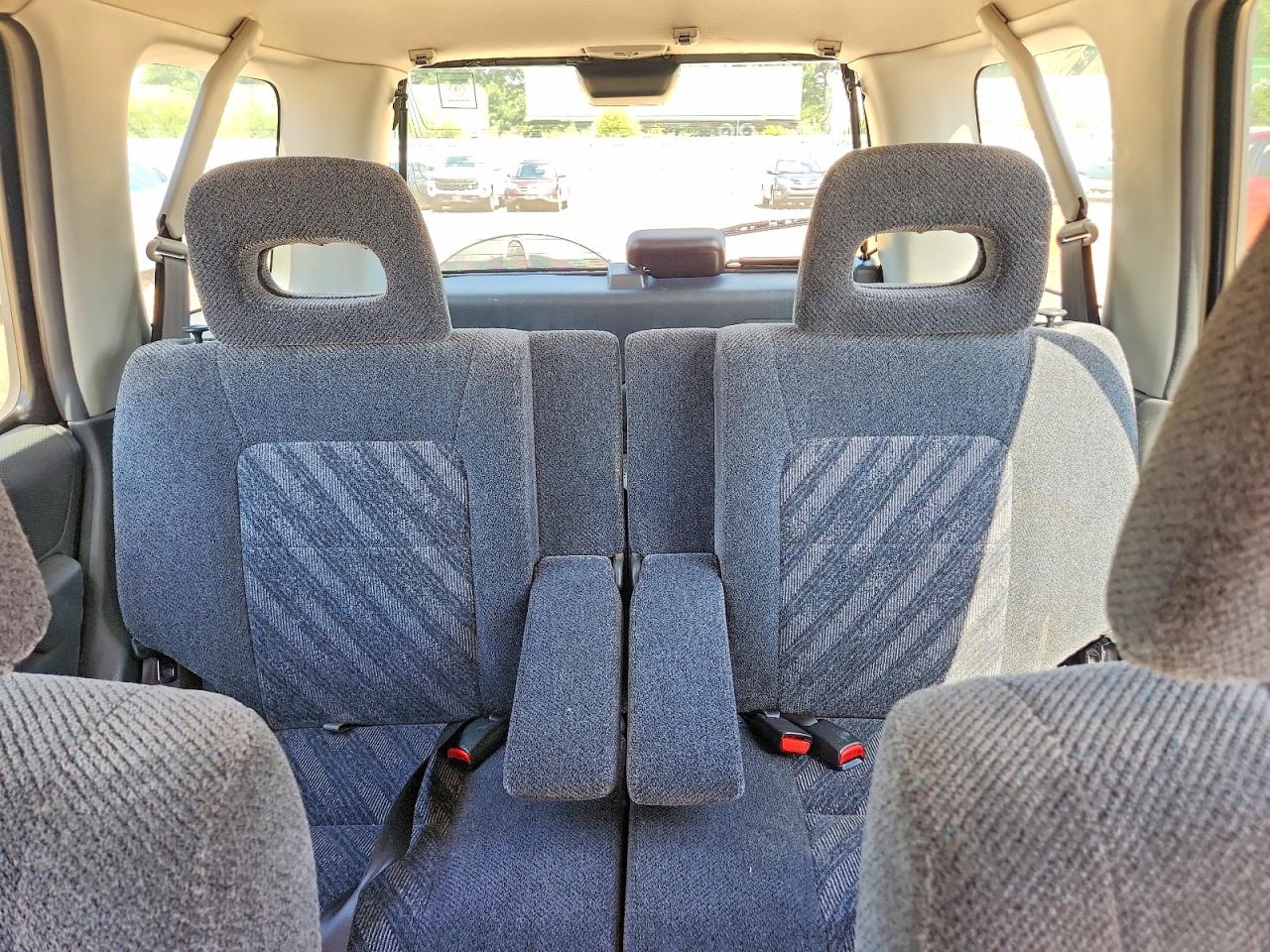 2001 Honda Cr-v Lx Green vin: JHLRD18431C056266