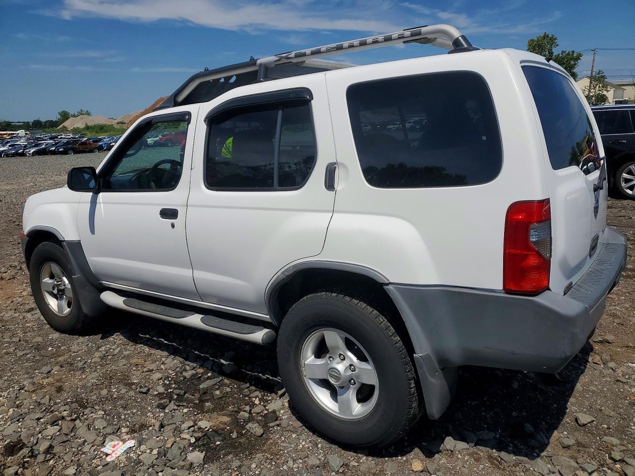 2004 Nissan Xterra Xe White vin: 5N1ED28Y14C613048