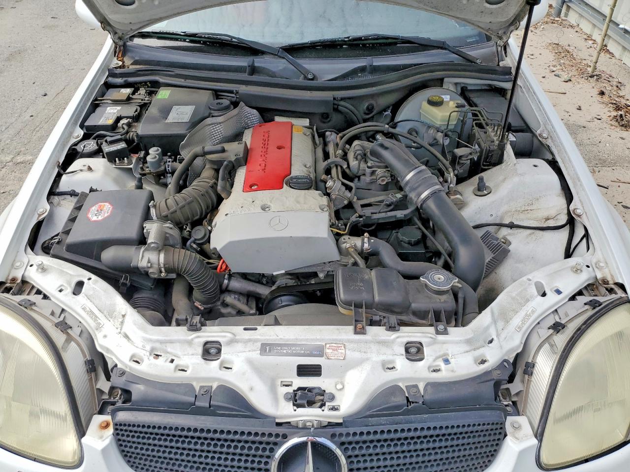 1998 Mercedes-benz Slk 230 Kompressor Белый vin: WDBKK47F1WF056814