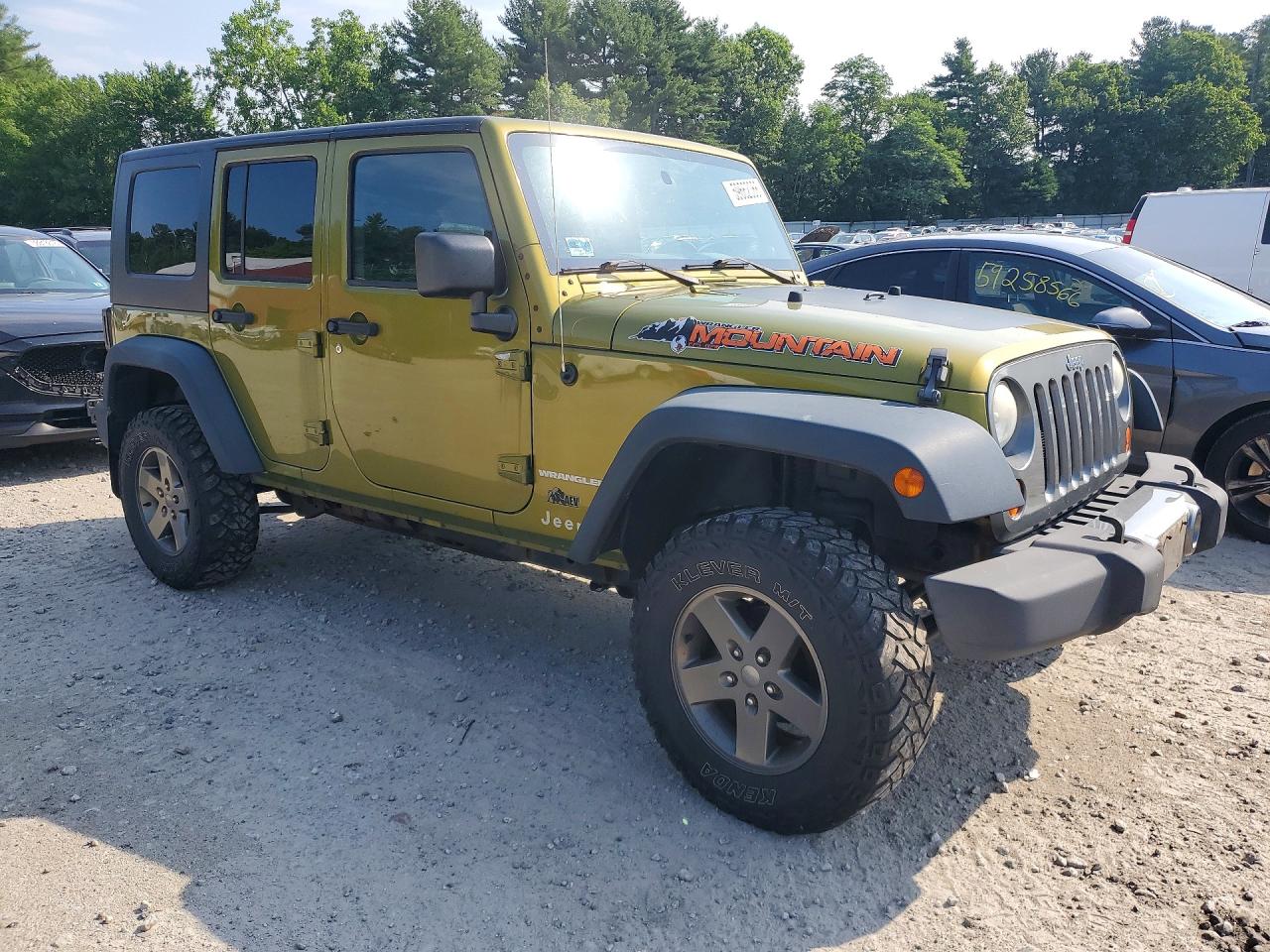 2010 Jeep Wrangler Unlimited Sport Green vin: 1J4BA3H17AL201246