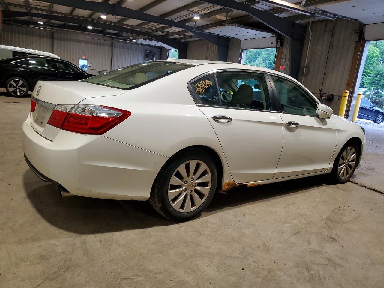 2013 Honda Accord Exl White vin: 1HGCR2F87DA176363