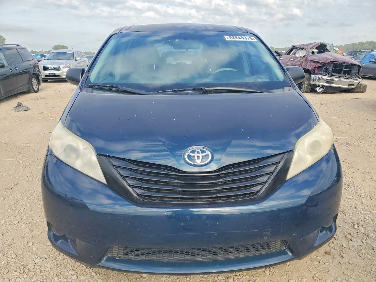 2012 Toyota Sienna Base 7-passenger Blue vin: 5TDKA3DC1CS011280