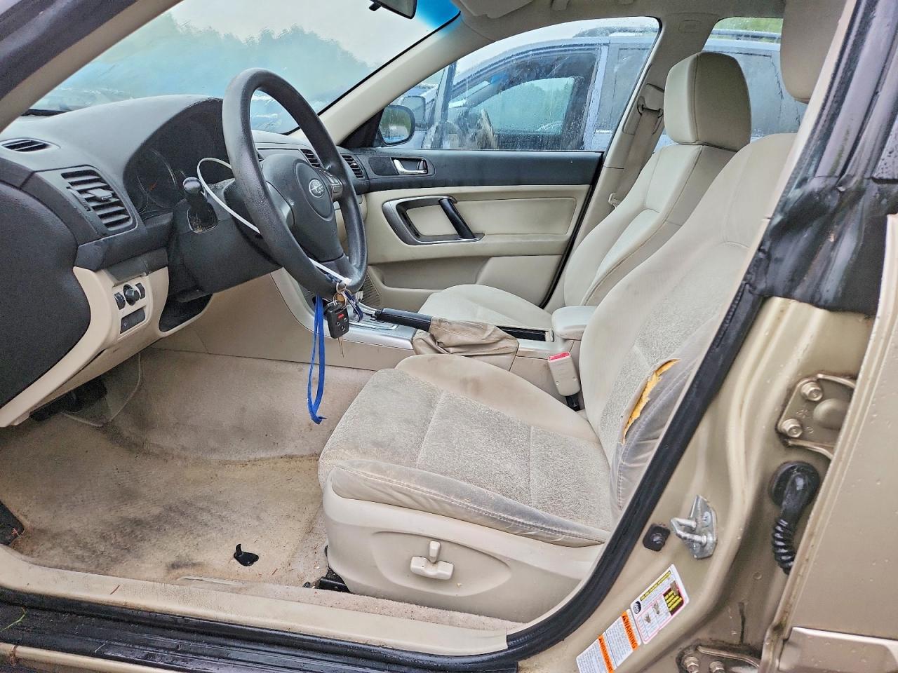2008 Subaru Outback 2.5i Gold vin: 4S4BP61C587328612