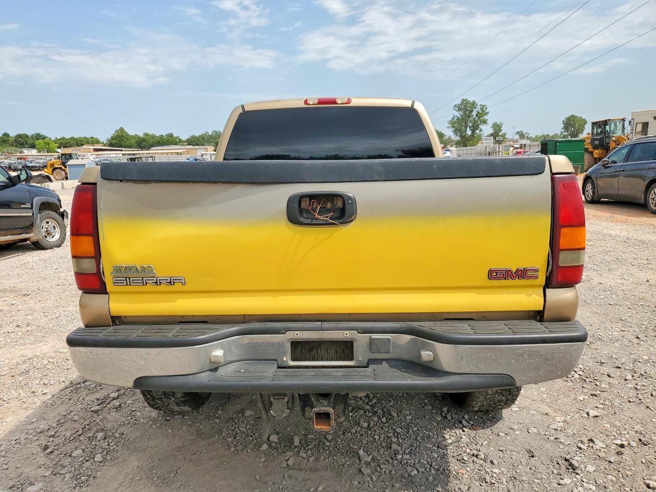 2001 Gmc New Sierra K1500 Gold vin: 2GTEK19T411253492