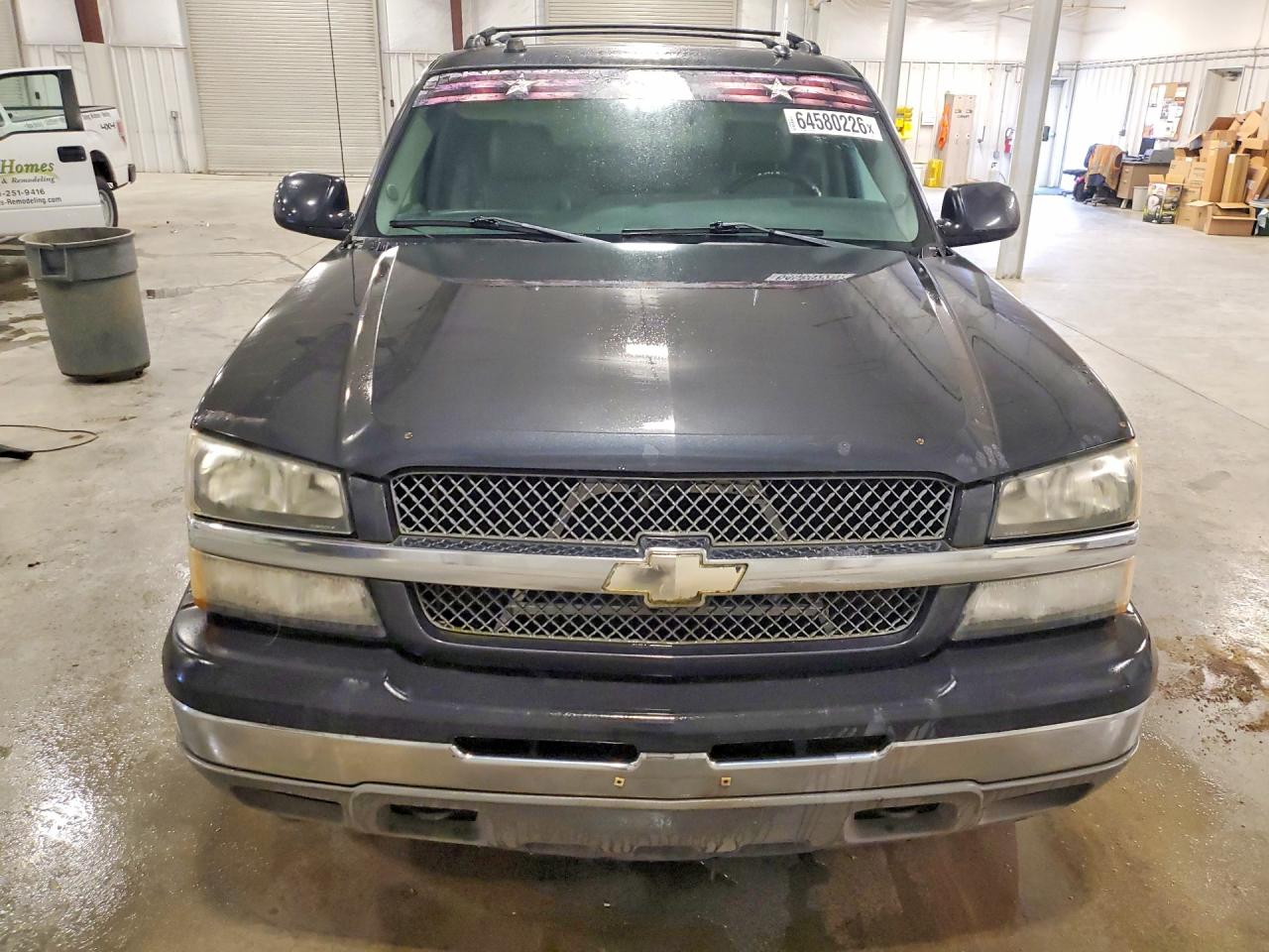 2005 Chevrolet Avalanche K1500 Gray vin: 3GNEK12Z45G244889