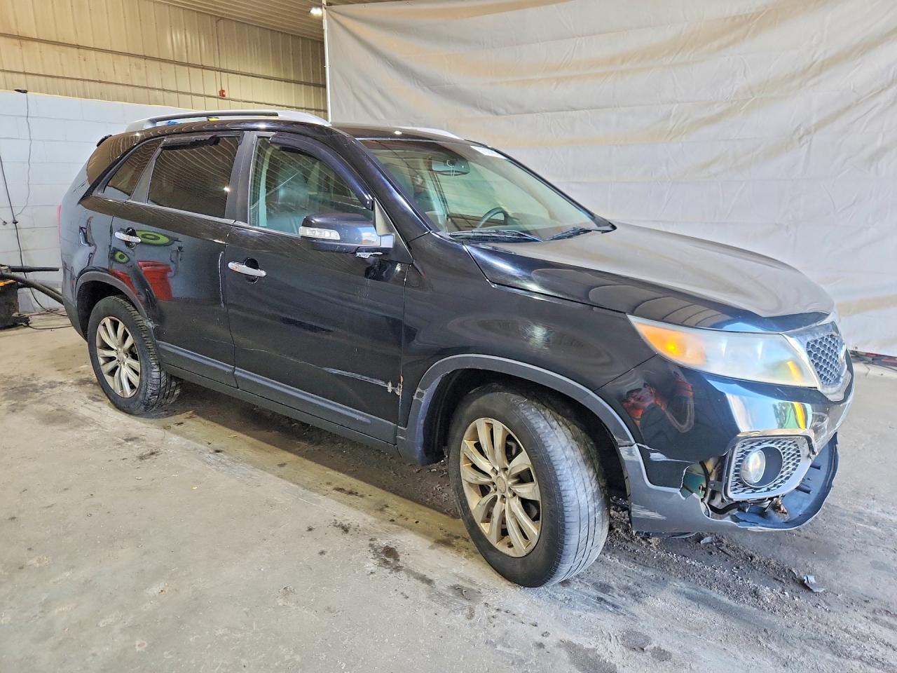 2011 Kia Sorento Ex Black vin: 5XYKU3A19BG005152