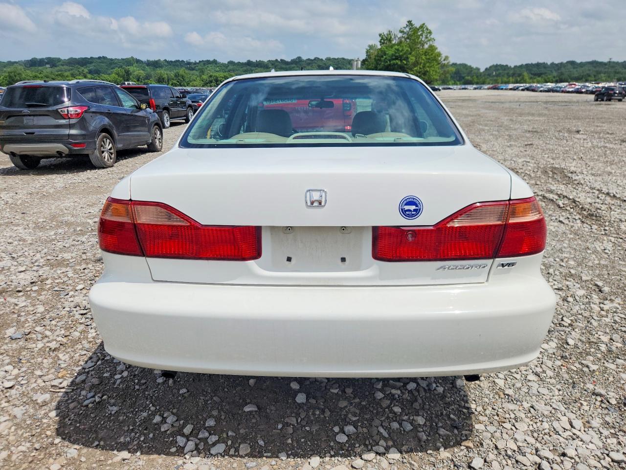 2000 Honda Accord Ex White vin: 1HGCG1650YA085477