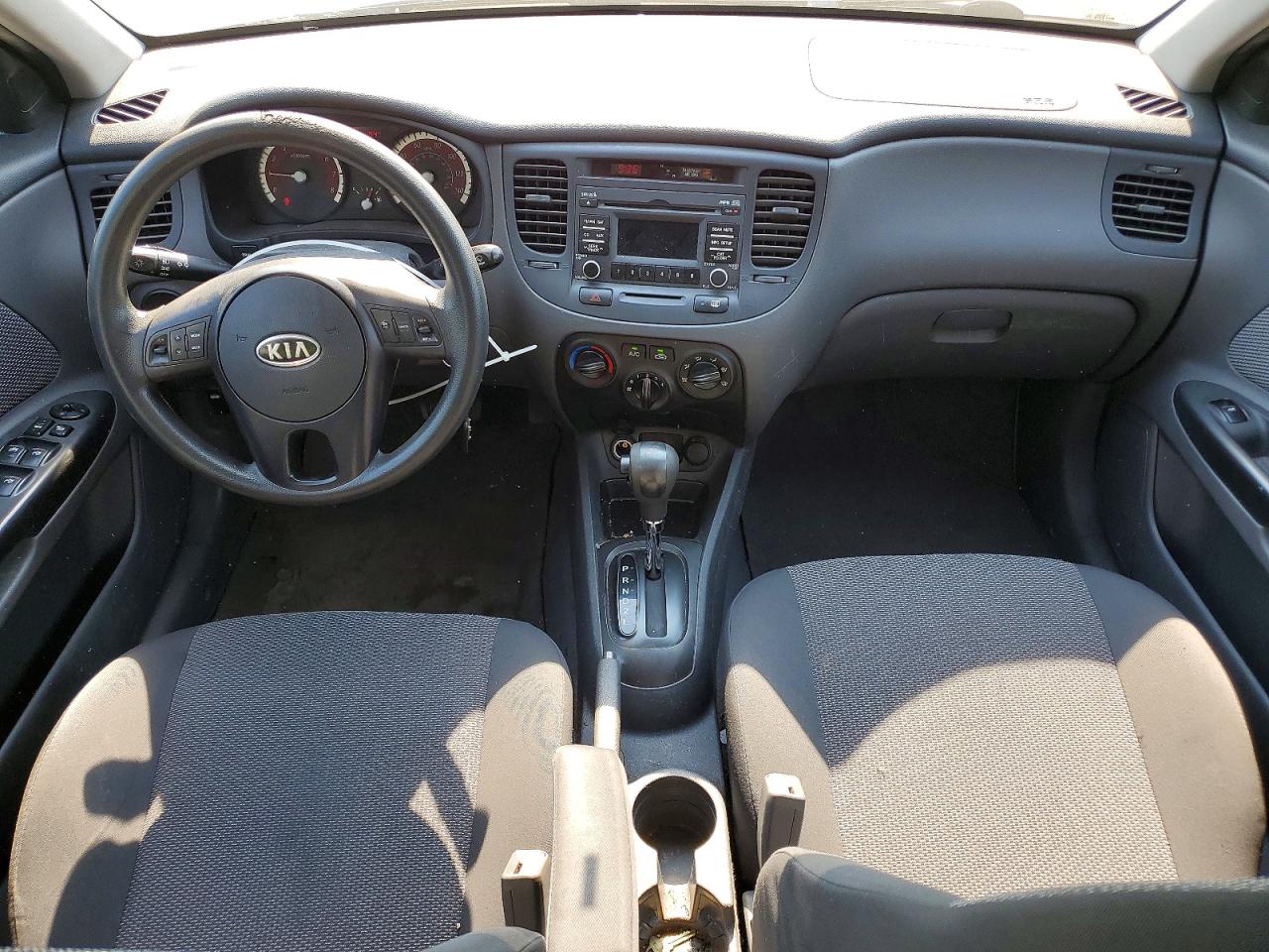 2010 Kia Rio Base Silver vin: KNADH4A30A6668676