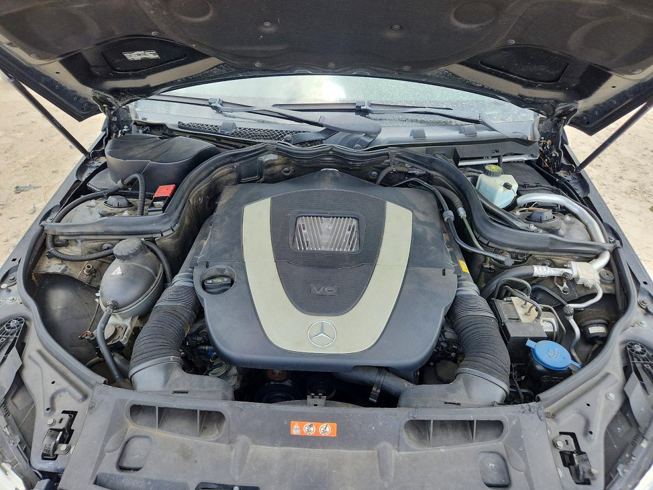 2012 Mercedes-benz C 300 4matic Black vin: WDDGF8BB4CR191678