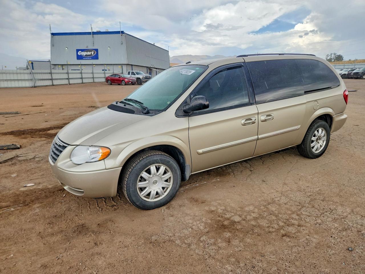 2007 Chrysler Town & Country Touring Gold vin: 2A4GP54L57R207134